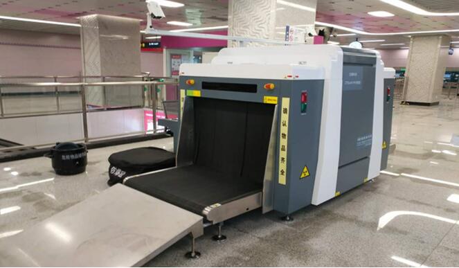 安檢機(jī)的<a href='http://www.ontimecarpet.com/' target='_blank'><u>工業(yè)皮帶</u></a>運(yùn)輸?shù)膱D片