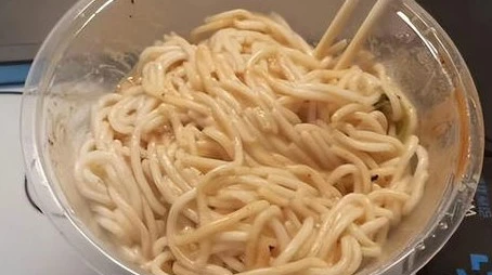 學(xué)生反映飯菜難吃被回復(fù)沒良心